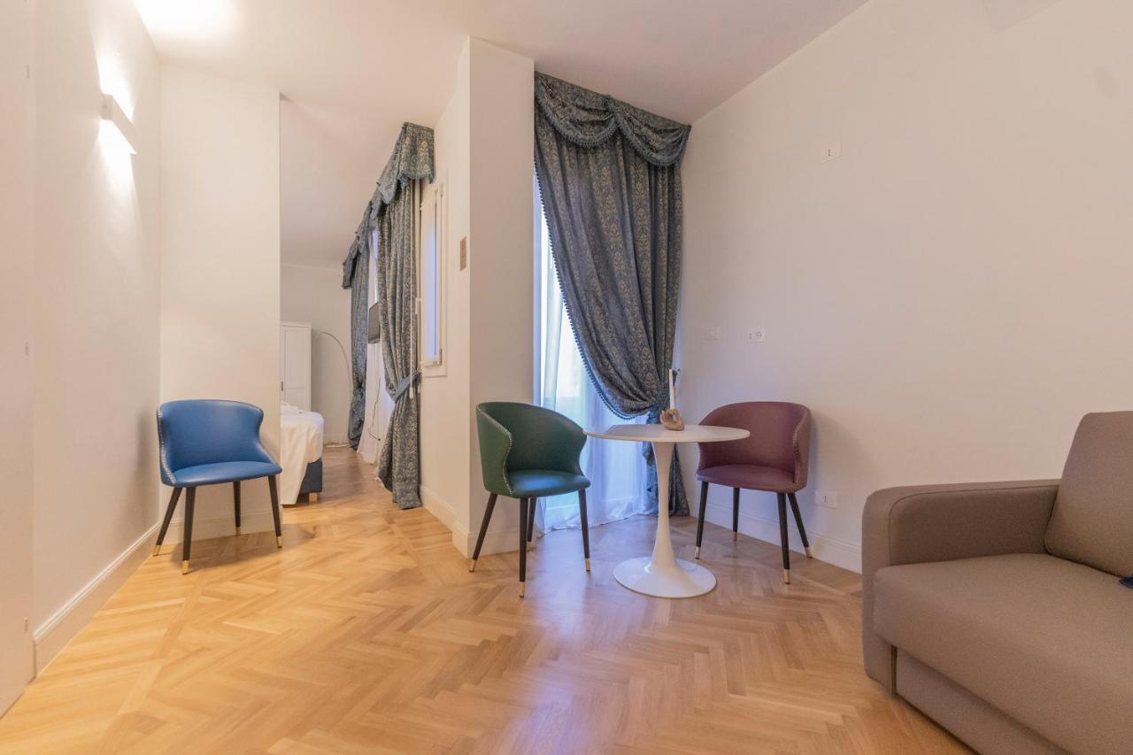 Aldrovandi Luxury Suites And Apartment ボローニャ エクステリア 写真