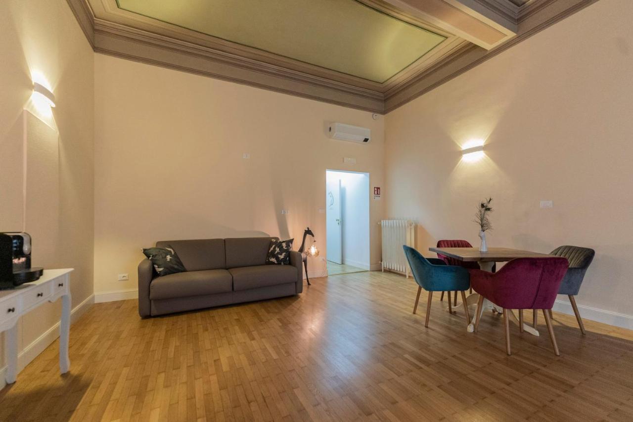 Aldrovandi Luxury Suites And Apartment ボローニャ エクステリア 写真