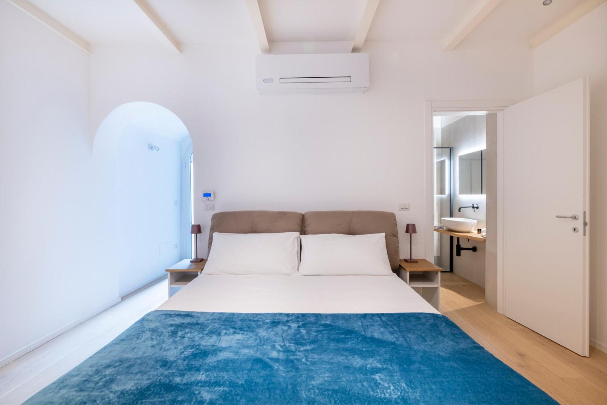 Aldrovandi Luxury Suites And Apartment ボローニャ エクステリア 写真