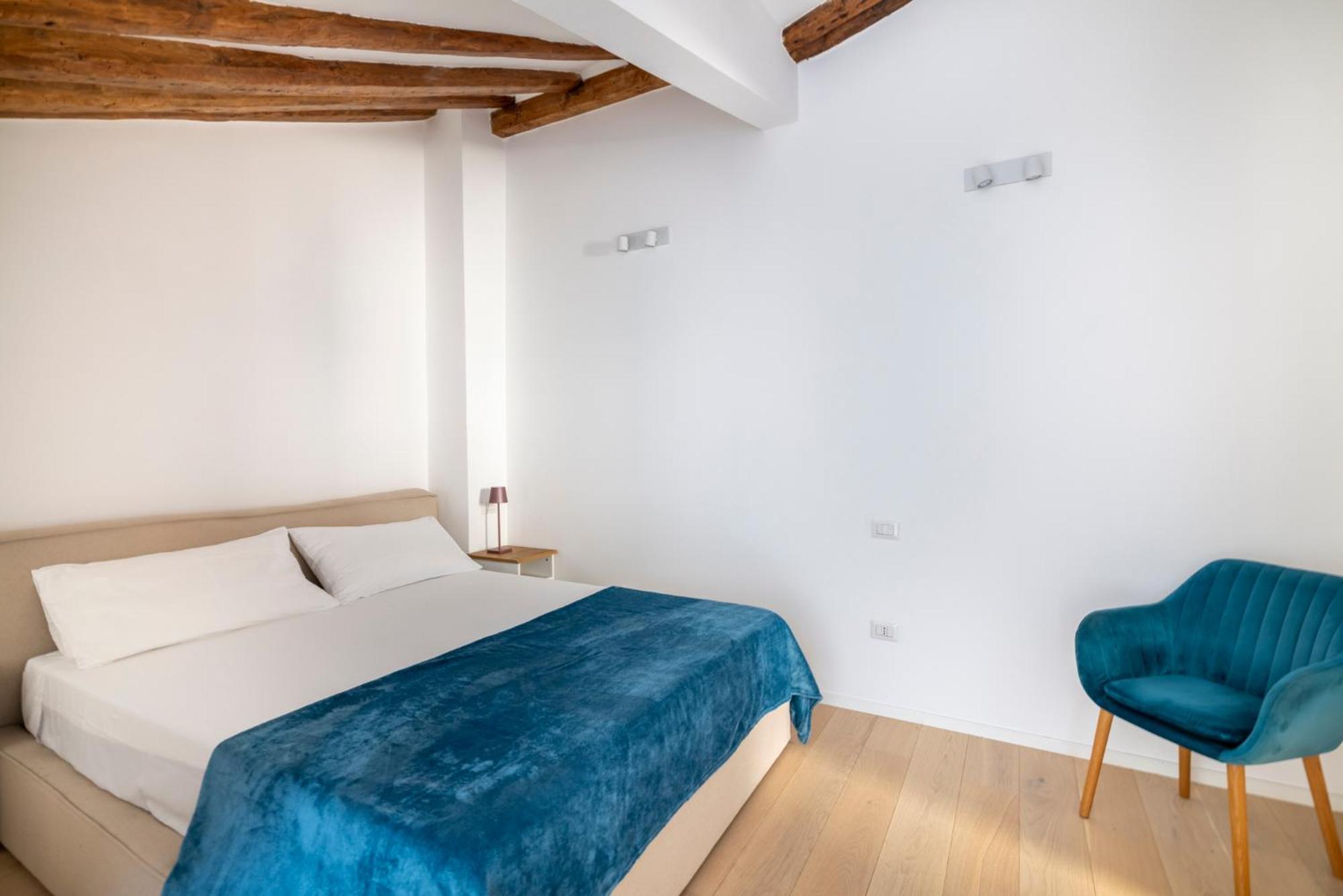 Aldrovandi Luxury Suites And Apartment ボローニャ エクステリア 写真