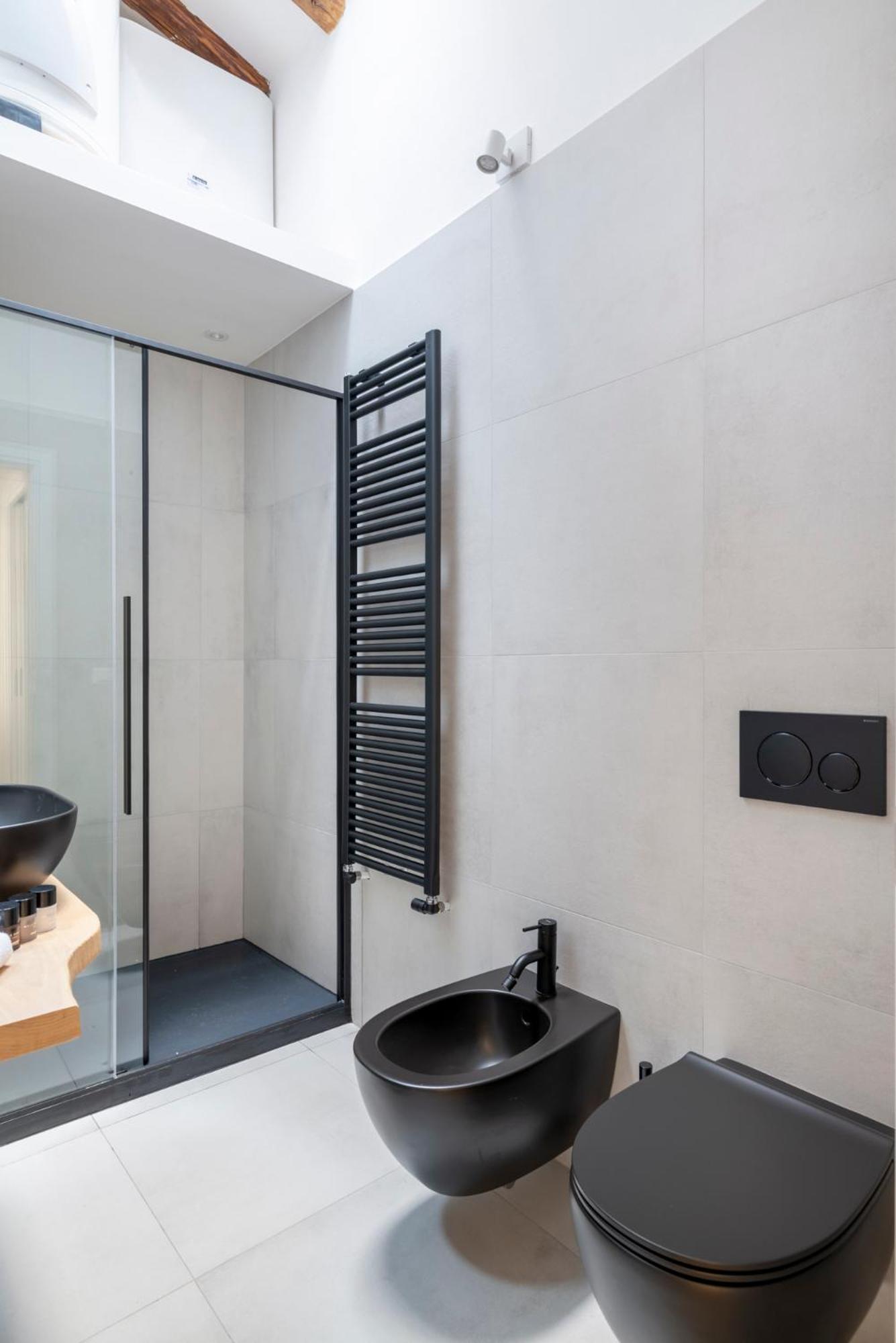 Aldrovandi Luxury Suites And Apartment ボローニャ エクステリア 写真