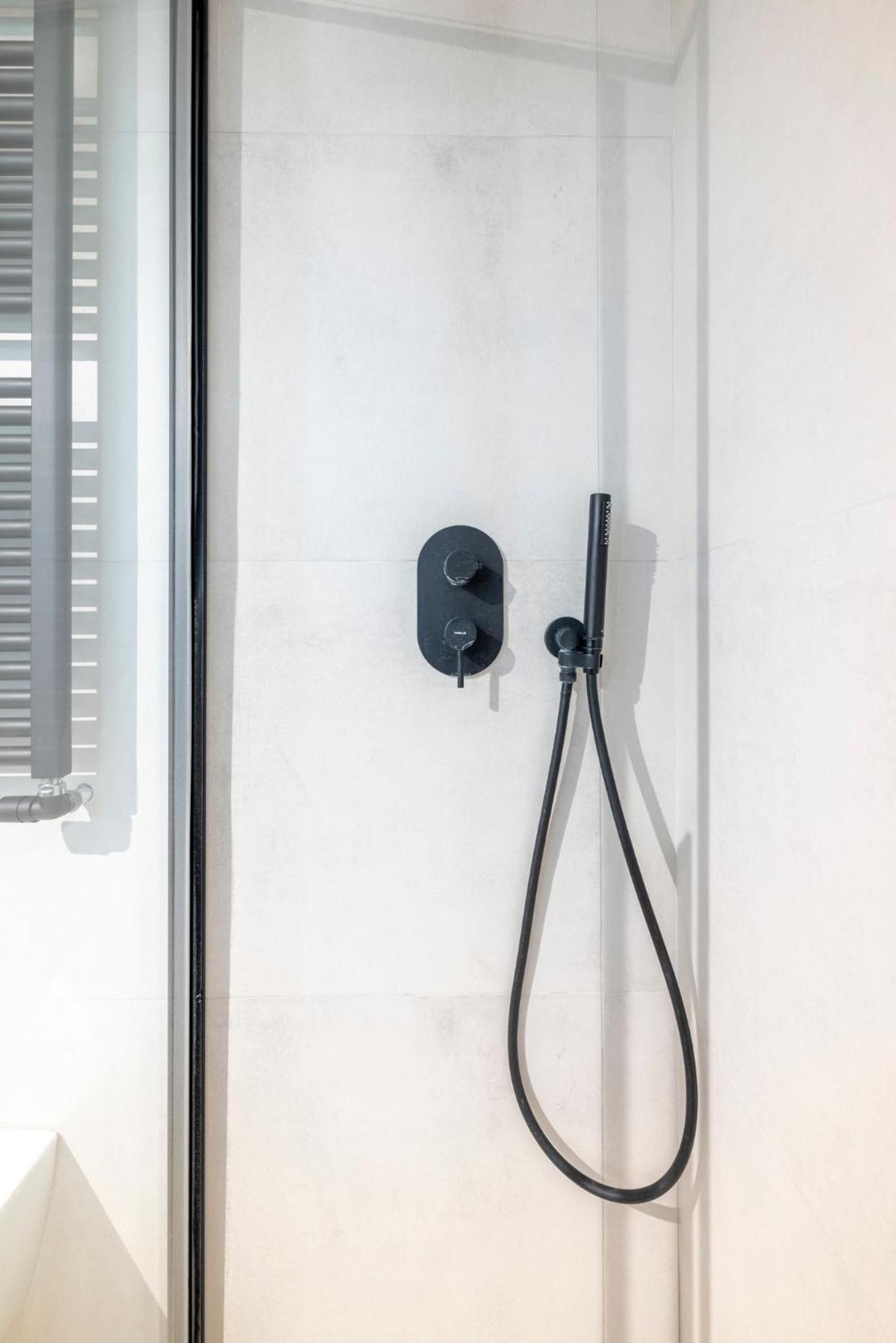 Aldrovandi Luxury Suites And Apartment ボローニャ エクステリア 写真